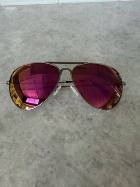 Maui Jim Aviator Sunglasses with Pink/Purple Mirrored Lenses and Silver Frame